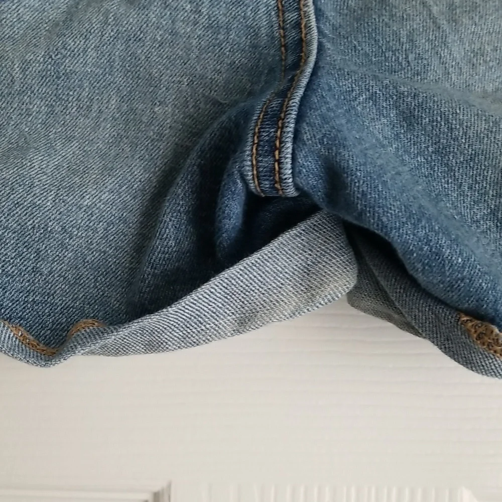 Old Navy Women's Semi Fitted Denim Shorts